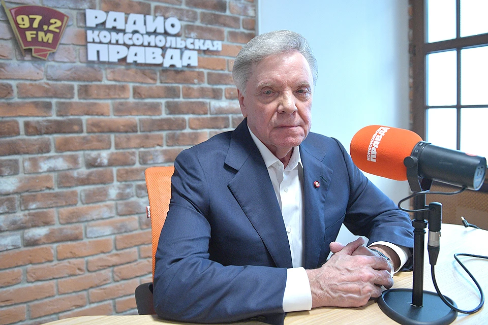 Генерал-полковник Борис Громов в редакции "Комсомольской правды".