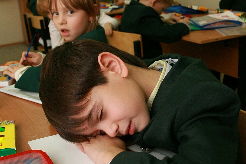 Почти половина школьников недовольны большим количеством скучных и неинтересных уроков.