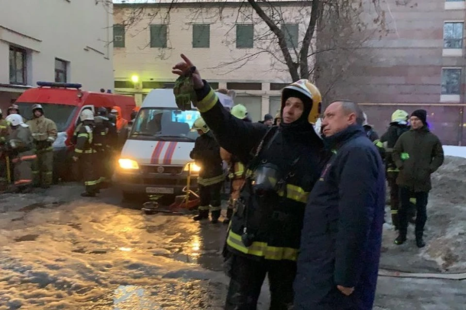 Александр Беглов прибыл на место ЧП к аварийному корпусу ИТМО. Фото: Пресс-служба губернатора Петербурга.