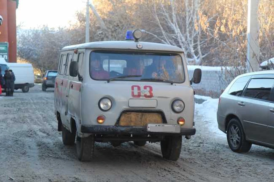 Все скорые оказались на вызовах, поэтому рожающую женщину отправили на старенькой "попутке"