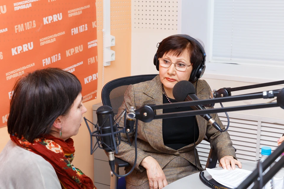Автор программы "Моя дача" Вера Орлова (справа) с гостьей программы Ириной Городиловой