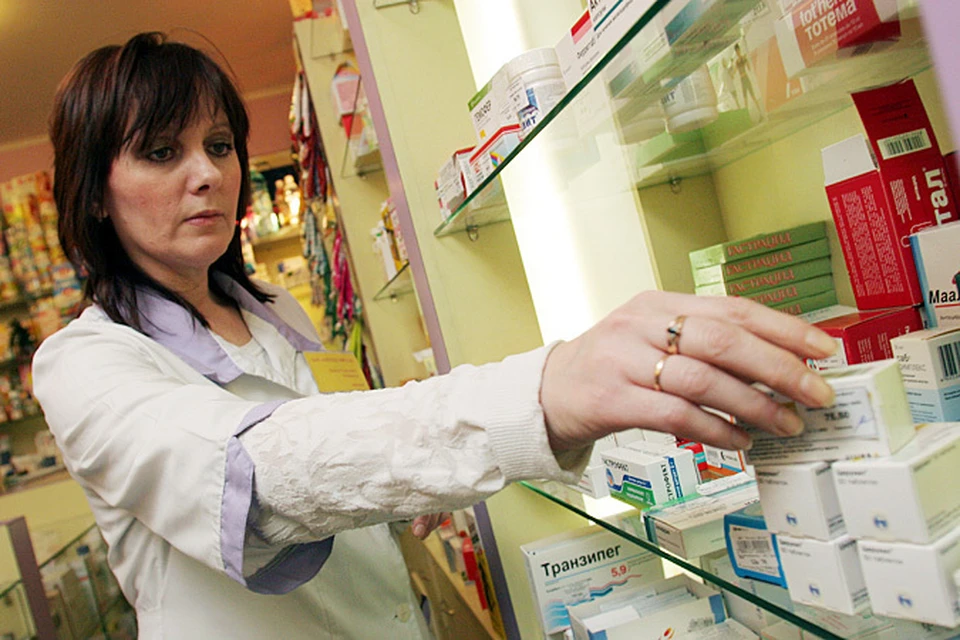 Предполагается, что все компании, поставляющие жизненно необходимые лекарства на российский рынок, должны будут зафиксировать цену.