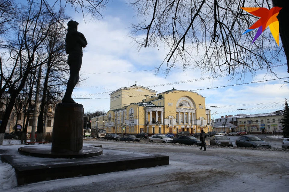 В Ярославле обсуждают объединение Волковского и Александринского театра.