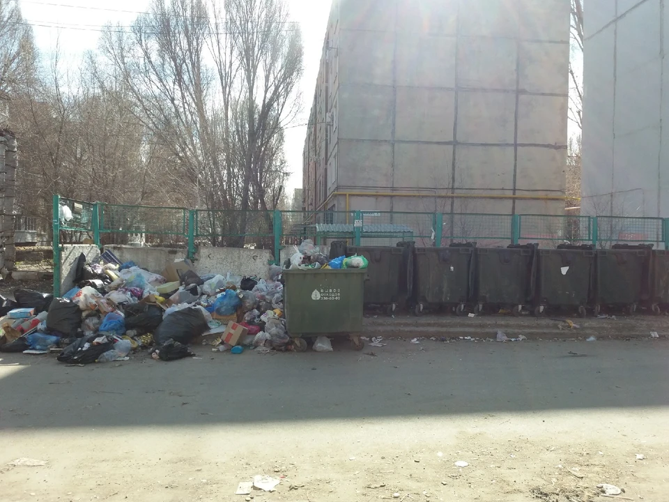 В Самаре остро стоит проблема вывоза твердых коммунальных отходов