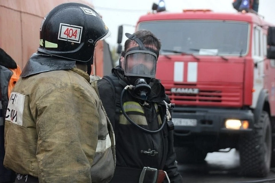В МЧС Татарстана заявили, что пожар никак не угрожает населению города.