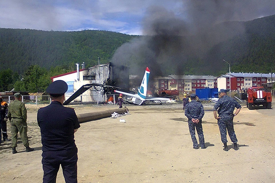 Самолет врезался в здание очистных сооружений. ЧП произошло 27 июня.