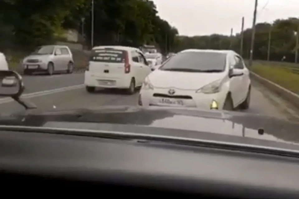 Нарушитель выехал на встречную полосу