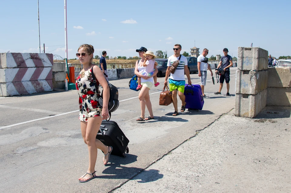Летом в Крым устремляется все больше и больше украинцев