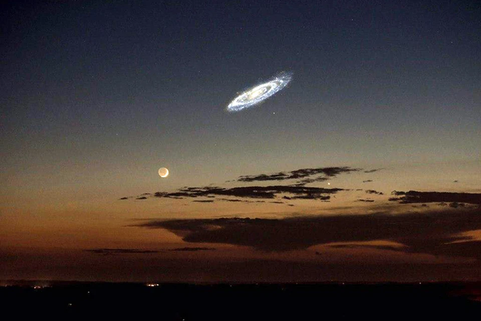 Туманность Андромеды – это на самом деле грандиозная галактика, как наша, в ней примерно триллион звезд
