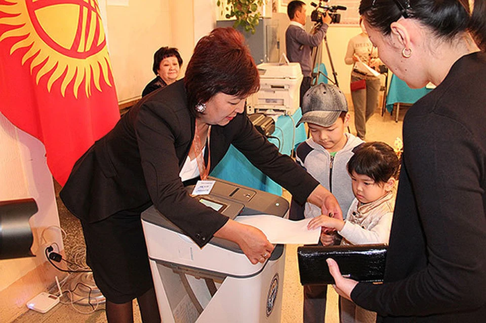 Инициаторы законопроекта уверены, что проходной порог в 9% приведет к ограничению конституционных прав кыргызстанцев на представительство в ЖК.