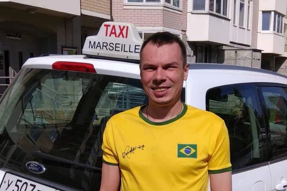 Александр Шишкин в такси ездит второй месяц. Для пассажиров любит создавать максимальный уют