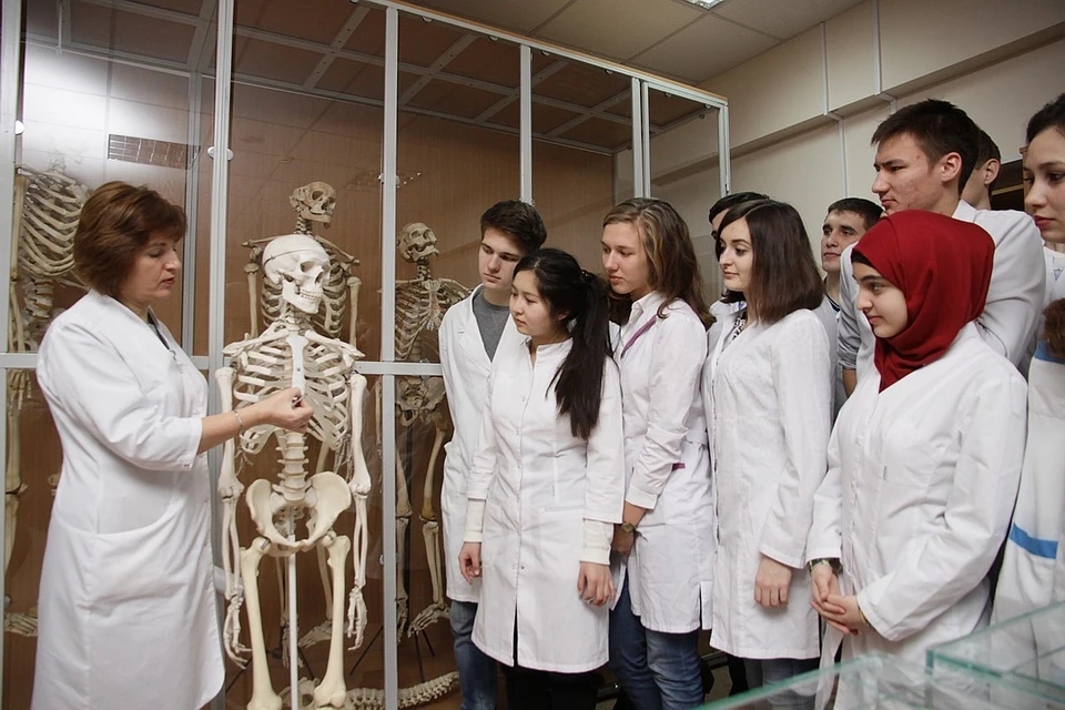 Студенты Алтайского медуниверситета