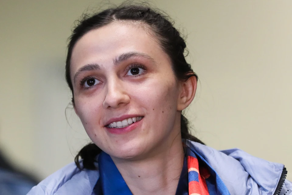 Российская спортсменка Мария Ласицкене, завоевавшая золотую медаль в прыжках в высоту на чемпионате мира по легкой атлетике 2019 в Дохе. Фото: Владимир Гердо/ТАСС