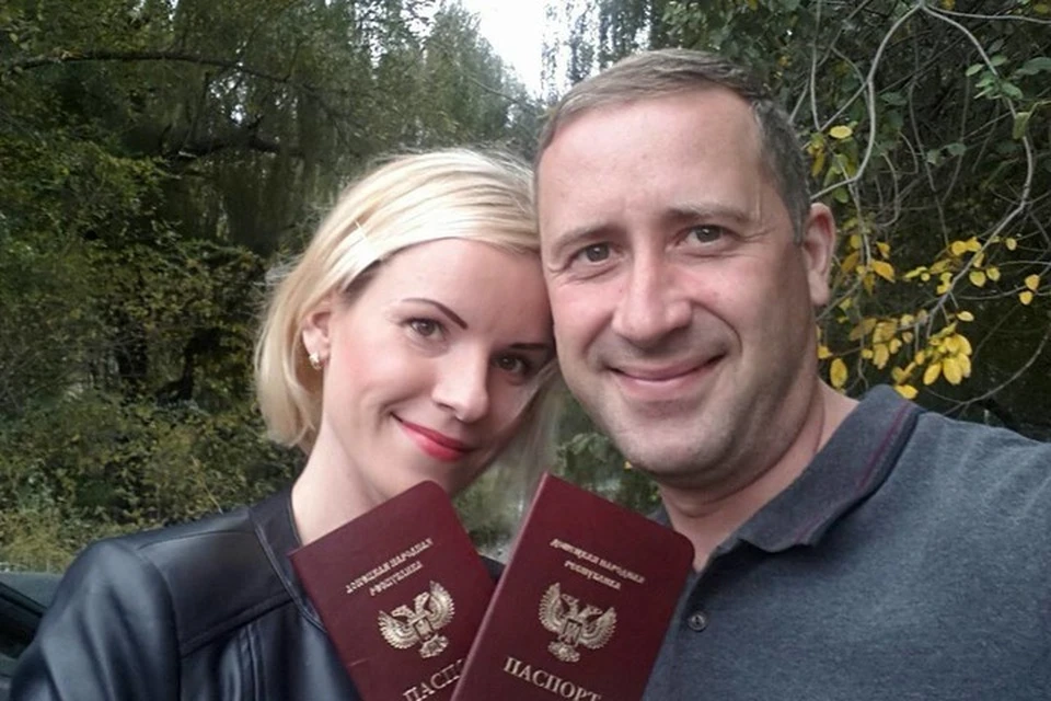 Вот он главный документ гражданина Республики. Выдавать паспорта в ДНР начали в марте 2016 года. Фото: архив Анастасии Селивановой