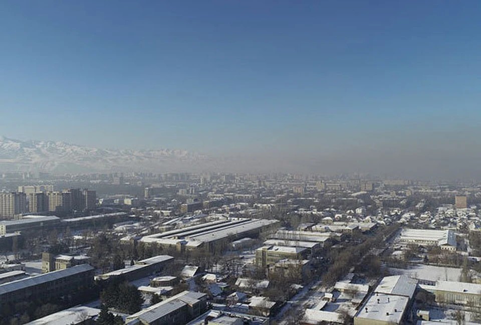 В последние годы проблема смога в Бишкеке остро встает в разгар отопительного сезона.