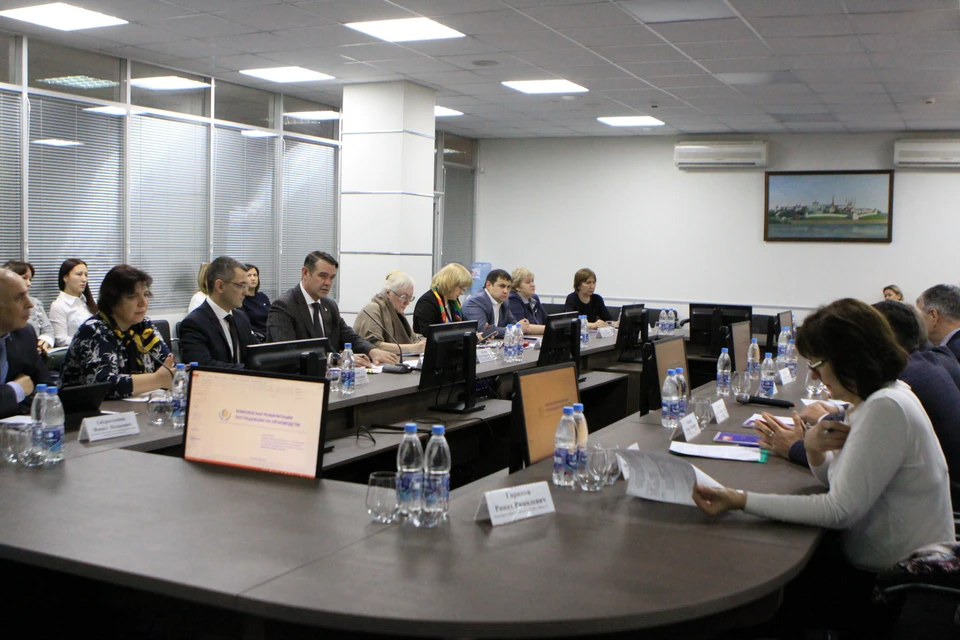 На круглом столе эксперты обсудили ключевые вопросы предоставления государственных услуг. Фото: Алина ЗАЙНУЛЛИНА