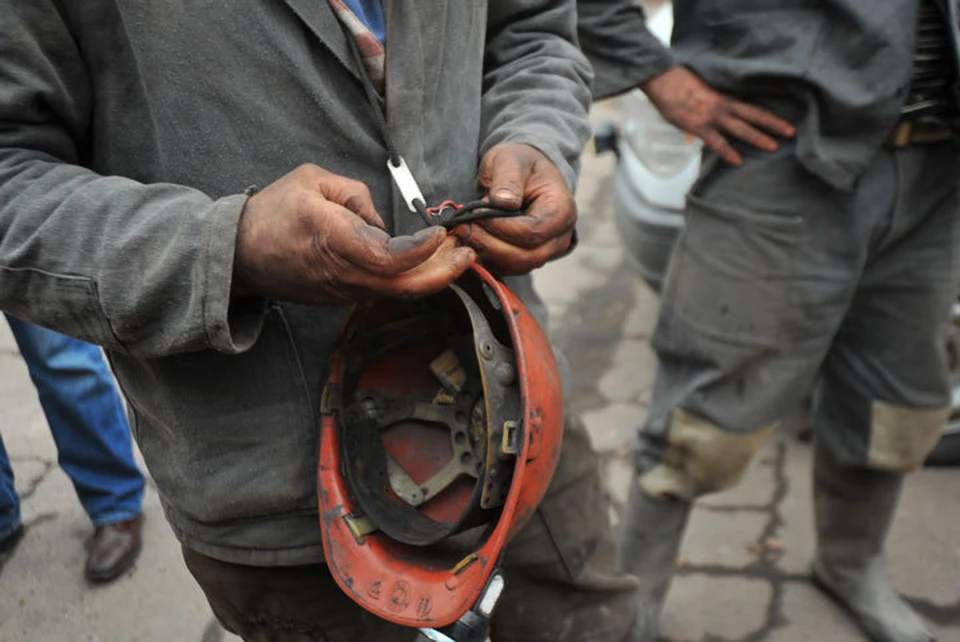 В правительстве Кыргызстана озаботились вопросом безопасности шахтеров.