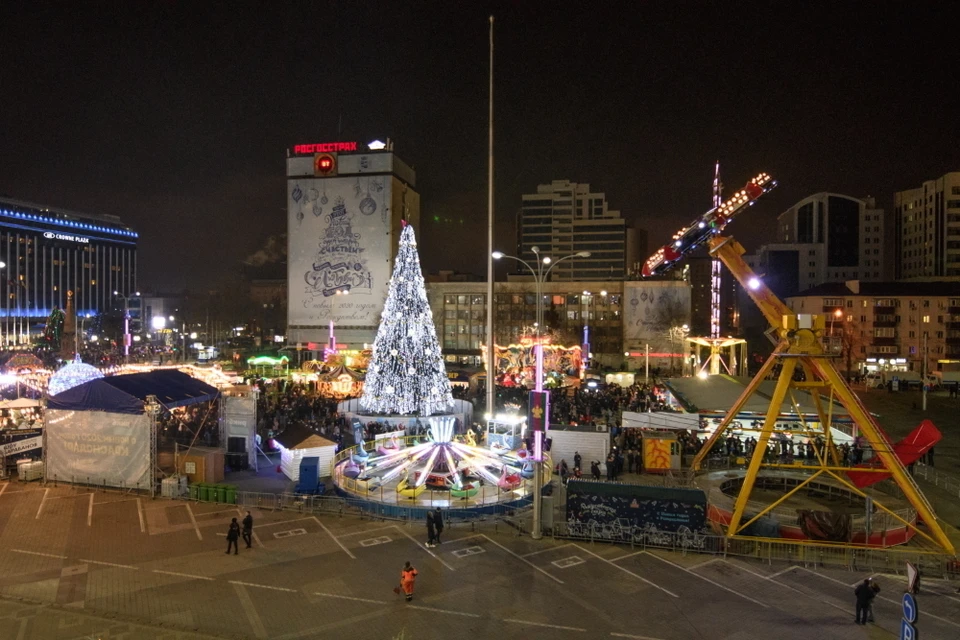 Ночью в Краснодаре был концерт, а утром - новогодний марафон. Фото: администрация Краснодара.