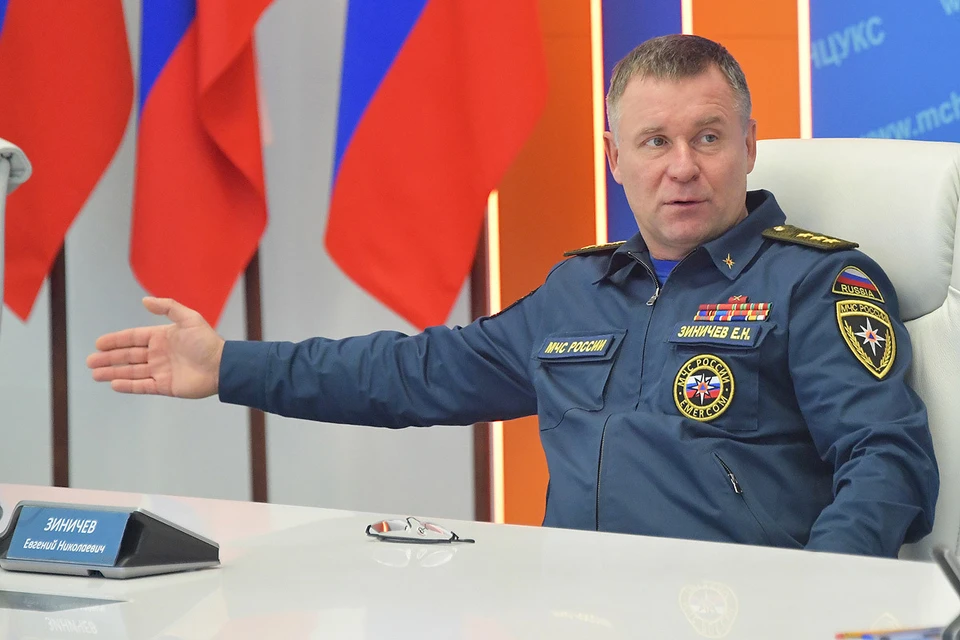 В МЧС предложили в обязательном порядке эвакуировать людей из зон ЧС