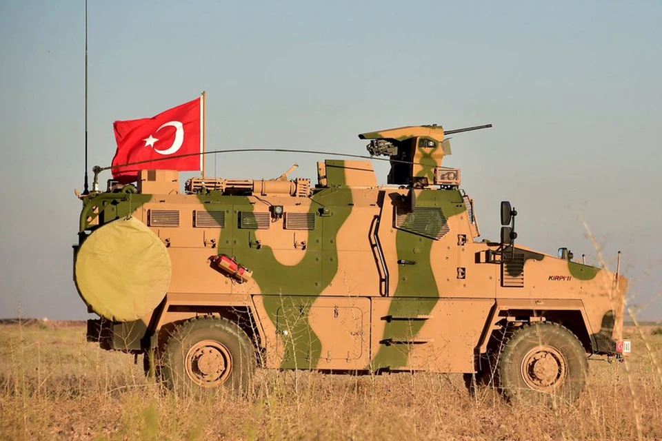 Четверо военнослужащих ВС Турции погибли при взрыве