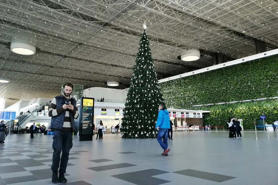 Аэропорт Симферополь работал все праздники.