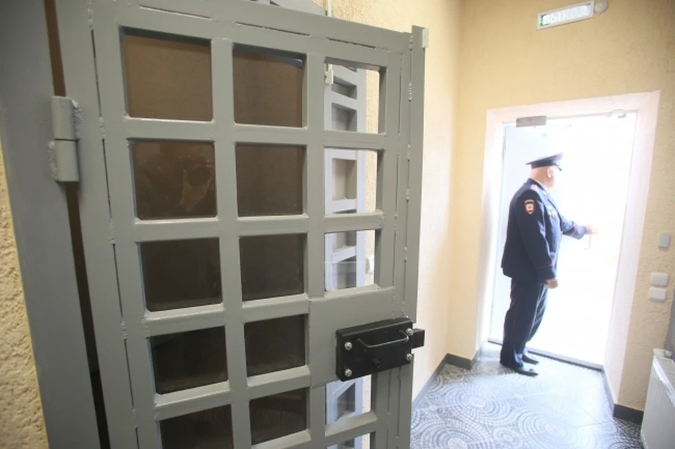 Сельчанка в ЕАО отчаянно спасала неведомые 14 тысяч рублей, потеряв реальные деньги