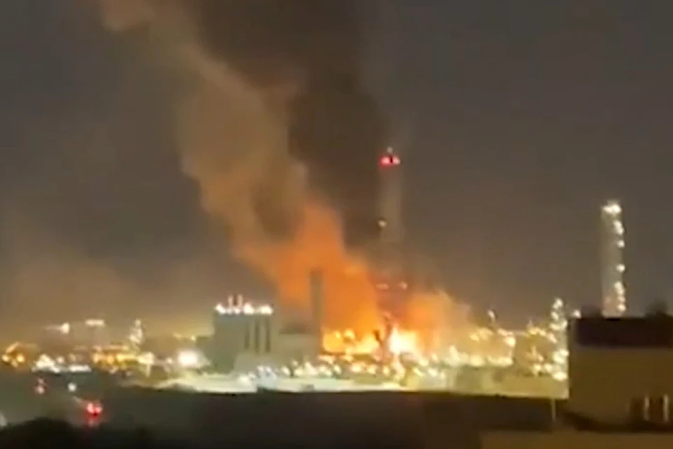 В Испании прогремел мощный взрыв на нефтехимическом заводе