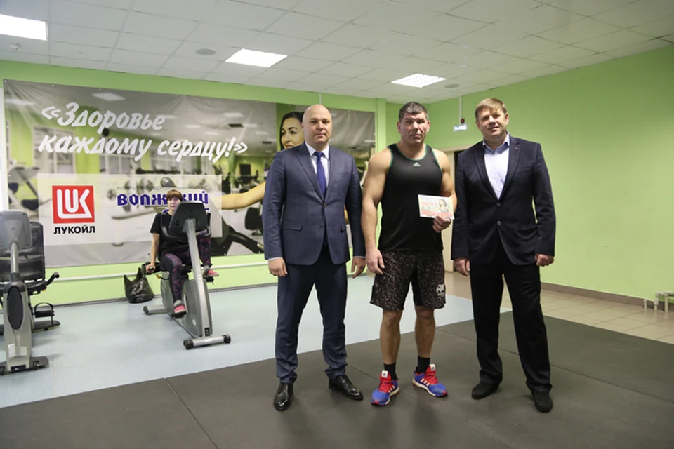 ЛУКОЙЛ установил новые тренажеры в кстовском ФОКе