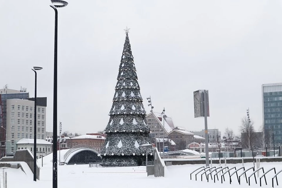 Ледовый городок в Перми будет закрыт и в третий день.
