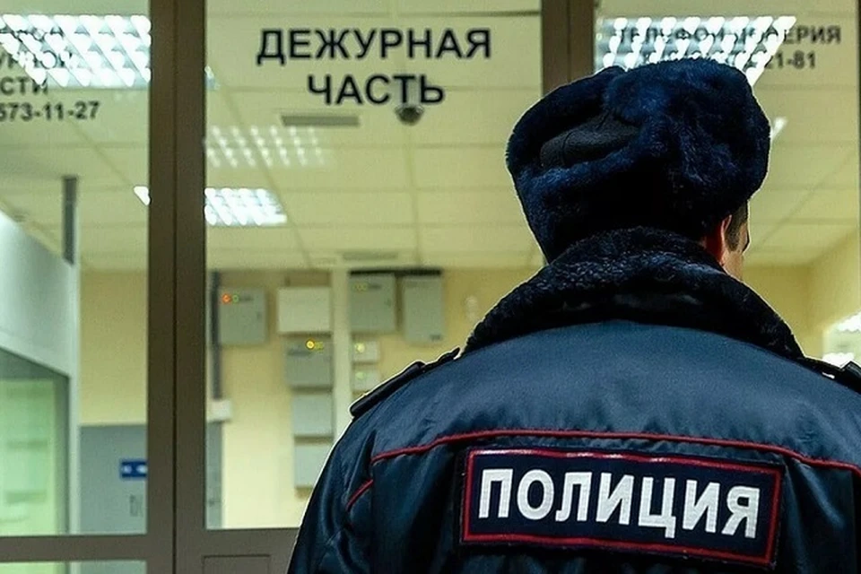 Полицейские разыскивают подозреваемых