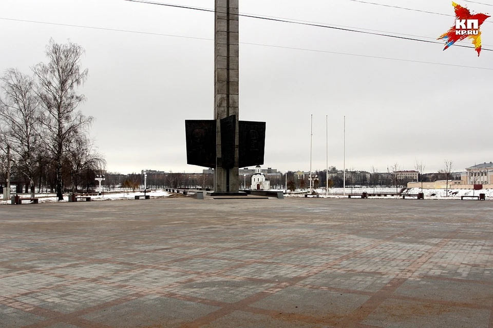 Мост соединит берег реки от стадиона "Химик" с островом Памяти, на котором стоит часовня Михаила Тверского