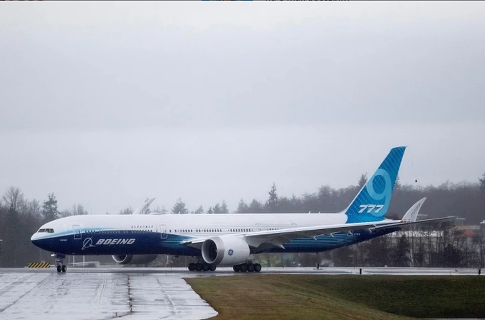 Новый Boeing 777X начал первый испытательный полет