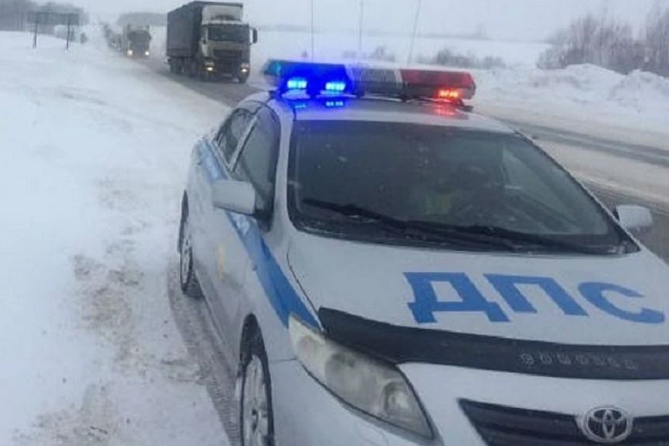 В Югре снегоуборочный «Камаз» на трассе сбил инспектора ДПС. Фото с сайта Госавтоинспекции УМВД по ХМАО-Югре