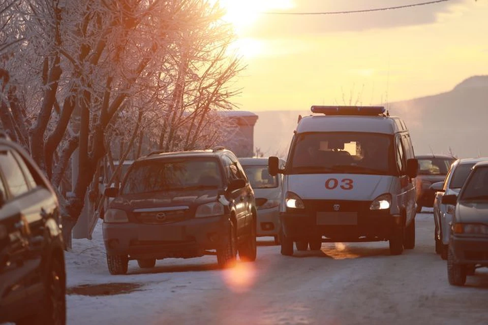 Подростка, сбитого кроссовером, увезли в больницу.