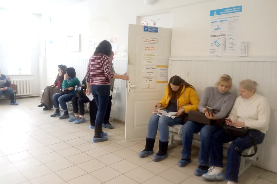 Гололедица спровоцировала аншлаг в травматологических пунктах города.