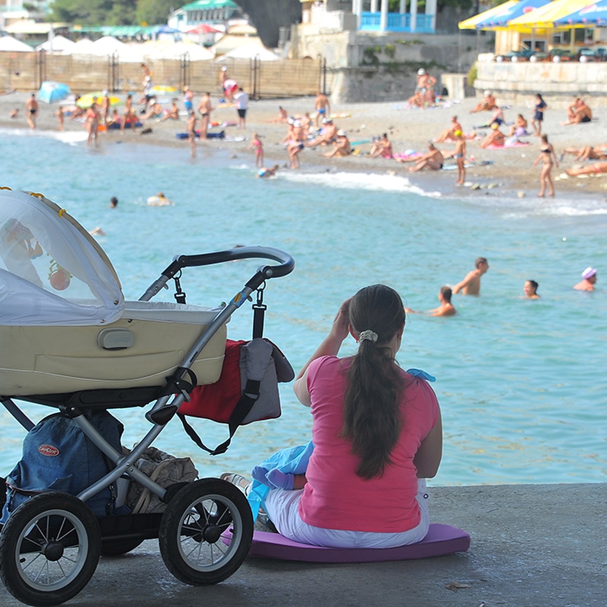 Вывез ребенка – выплат нет: кому при выезде из Беларуси перестают платить  детские пособия, как государство требует деньги назад и предупреждает ли об  этом - KP.RU