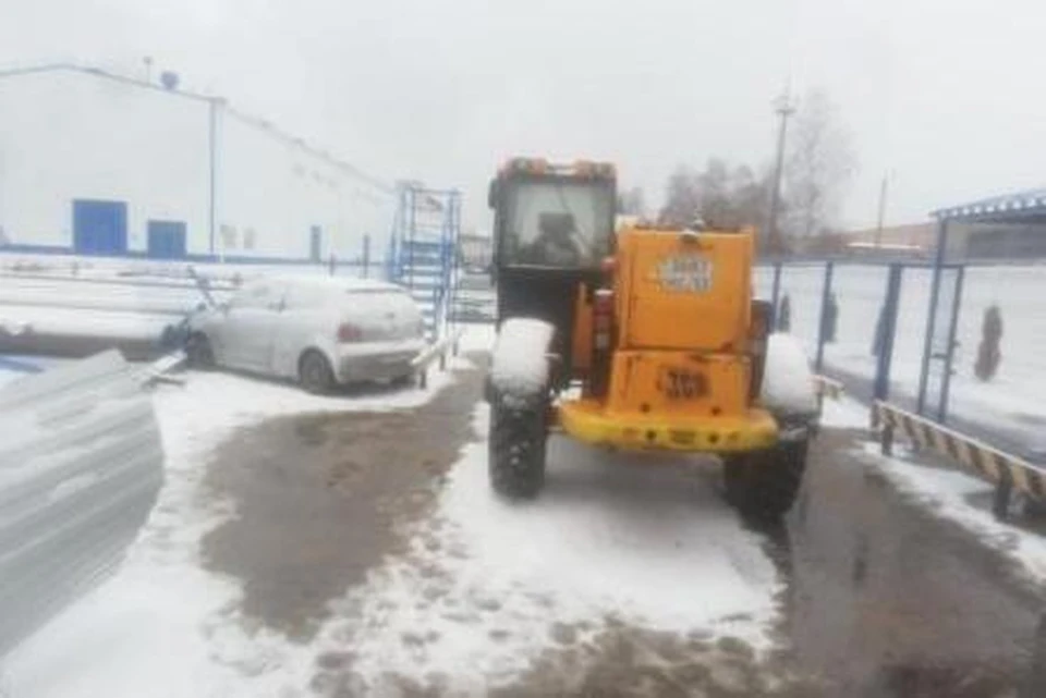 Оказалось, что у водителя не было прав.