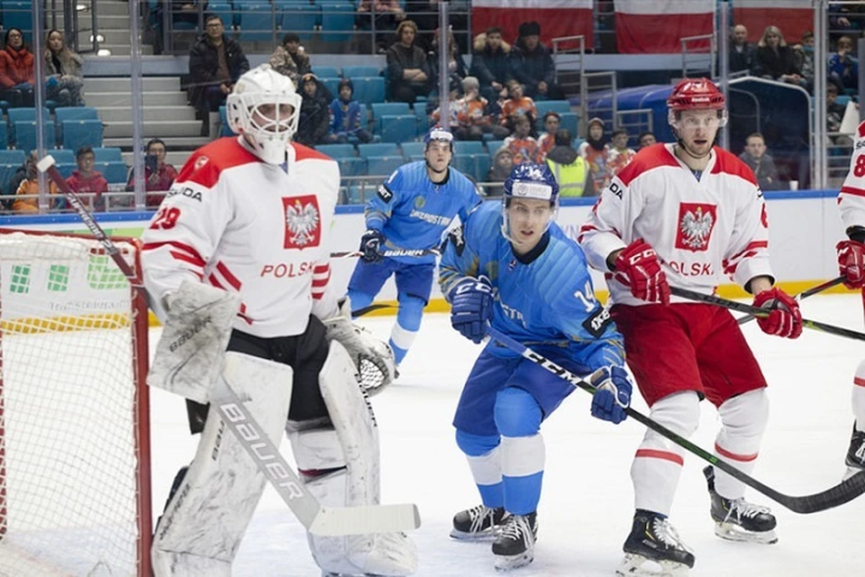 Состав сборной Казахстана по хоккею с шайбой получился по-настоящему интернациональным.