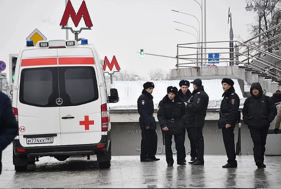 Суд задержал мать, оставившую ребенка у метро в Москве