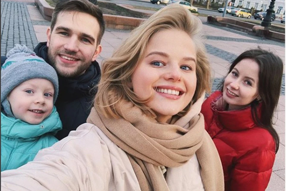 Актриса Александра Бортич приехала навестить родных в Гродно. Фото: Инстаграм @bortich