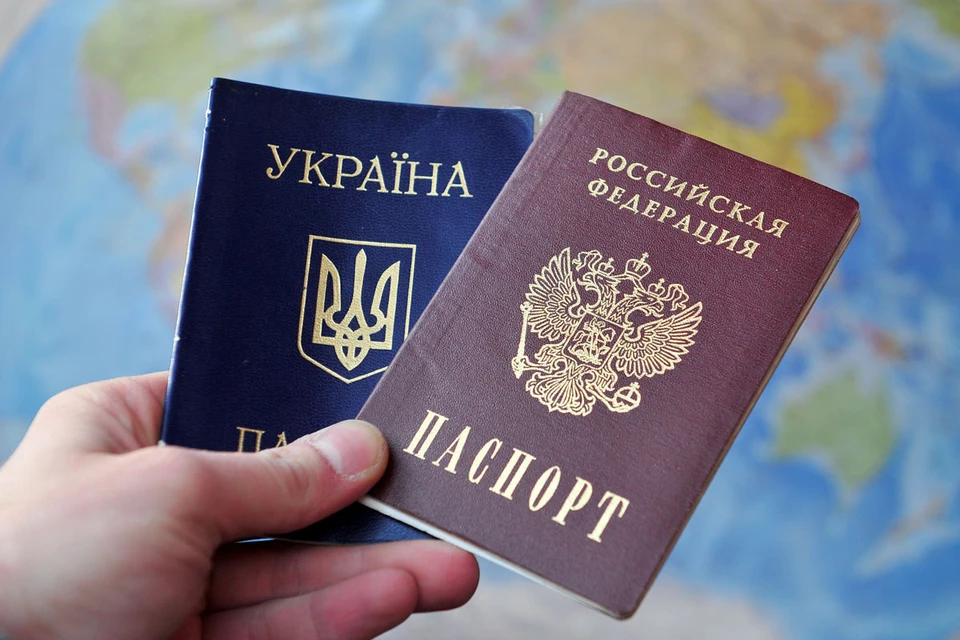 Госдума упростила получение гражданства, но не для всех. Фото: ТАСС