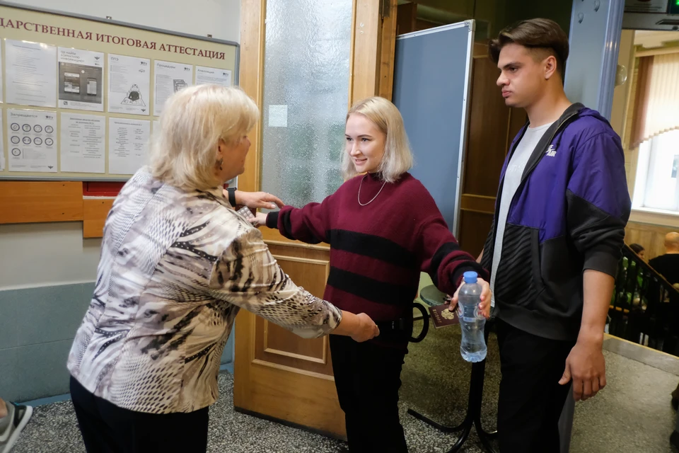 Самое главное – не волноваться и не приносить с собой шпаргалки и мобильные телефоны.