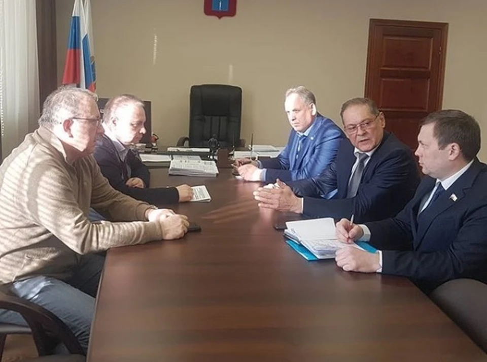 В правительстве обсудили перспективы возобновления производства холодильников "Саратов"