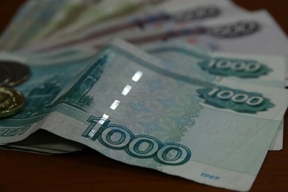 Минтруд объяснил условия оплаты труда на нерабочей неделе