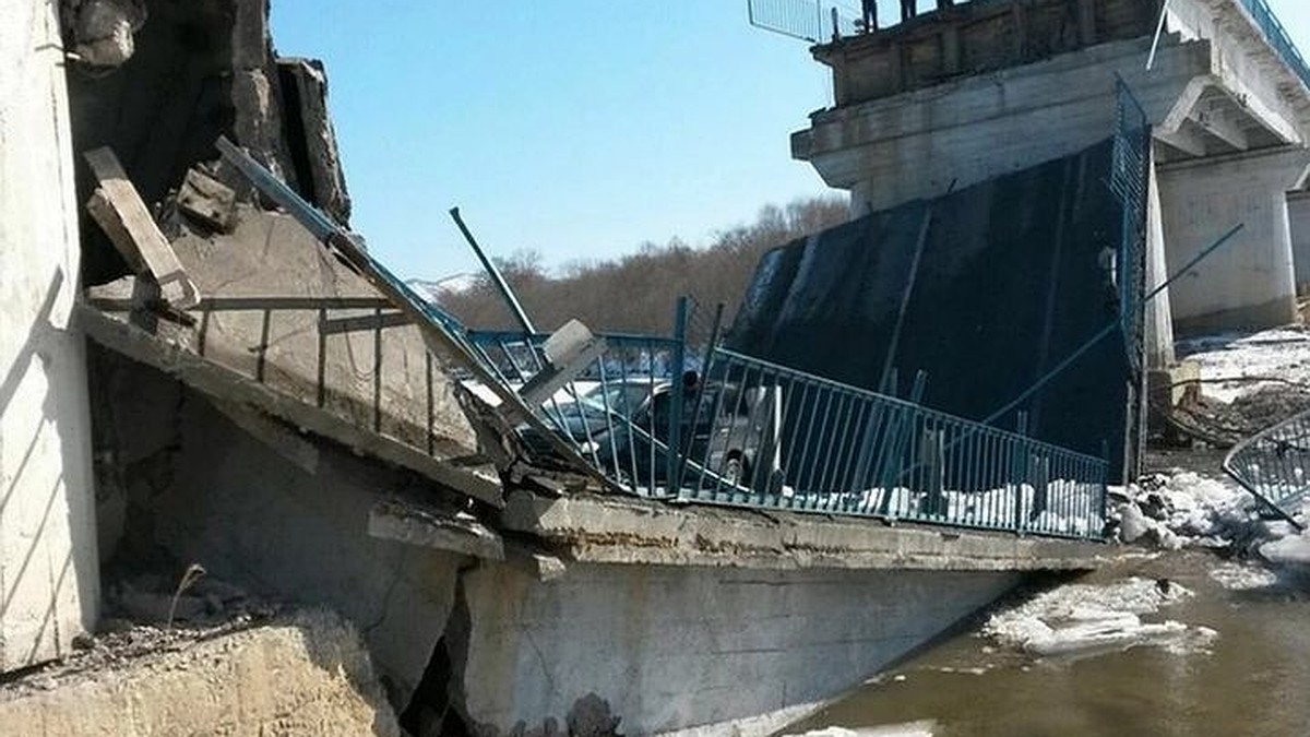 Хроника падения мостов на трассе Владивосток-Находка - KP.RU