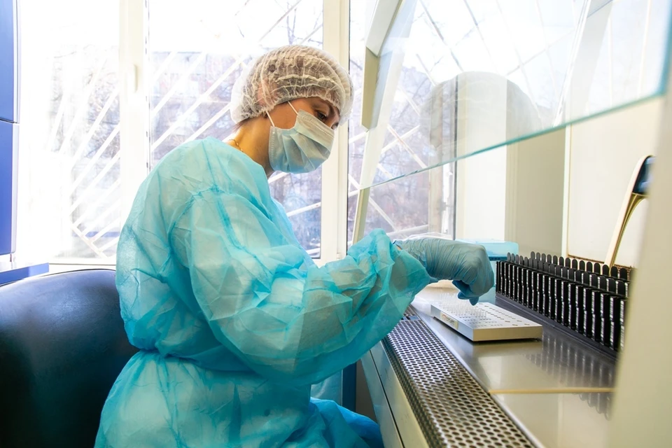 В пермские лаборатории поступило 2800 новых тестов для диагностики коронавируса.