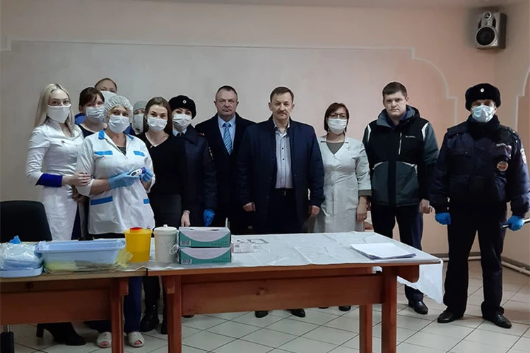 На въезде в Киренск установили блокпост