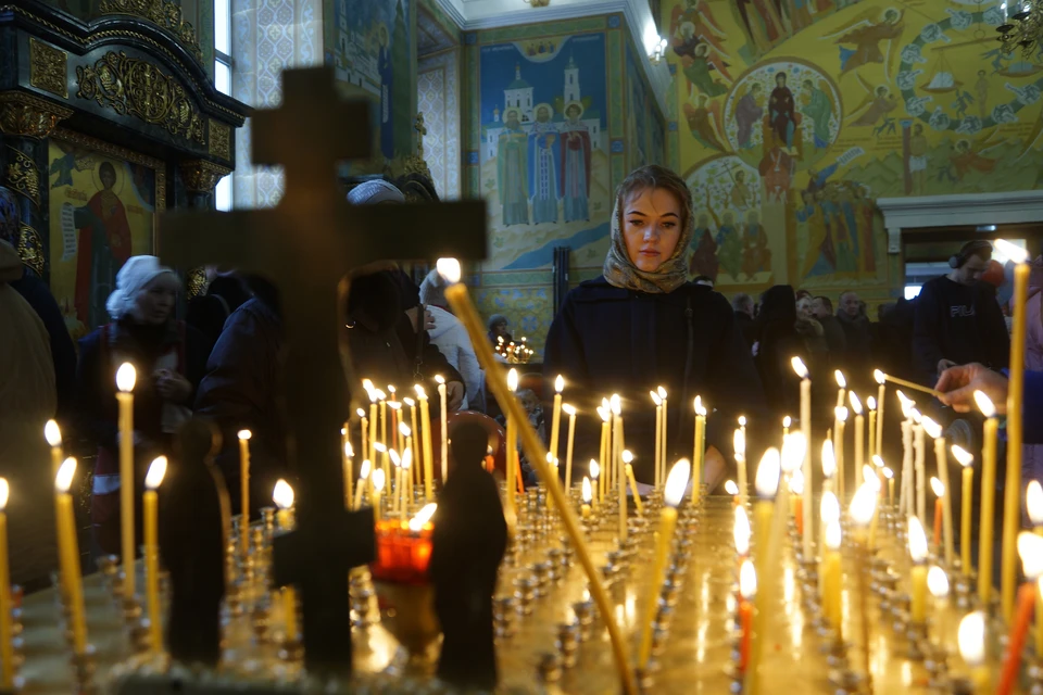 Можно ли в церковь в капюшоне