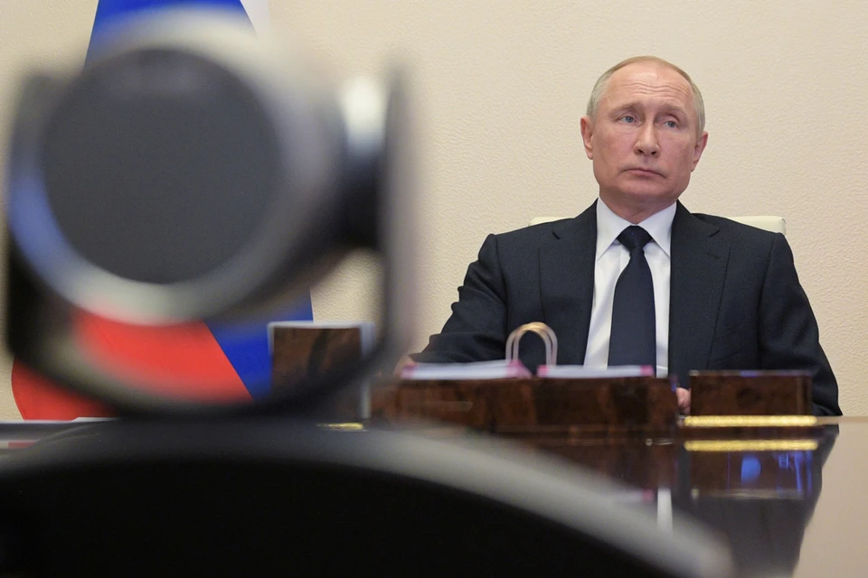 Во время совещания с членами правительства президент страны Владимир Путин рассказал о новой мере поддержки бизнеса в период коронавируса – кредитах на пополнение оборотных средств.