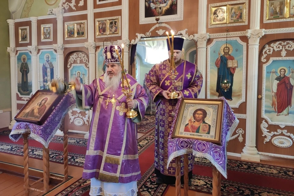 Архиепископ Соликамский и Чусовской Зосима отказался закрывать храмы из-за угрозы коронавируса. Фото: vk.com/solikamskeparh